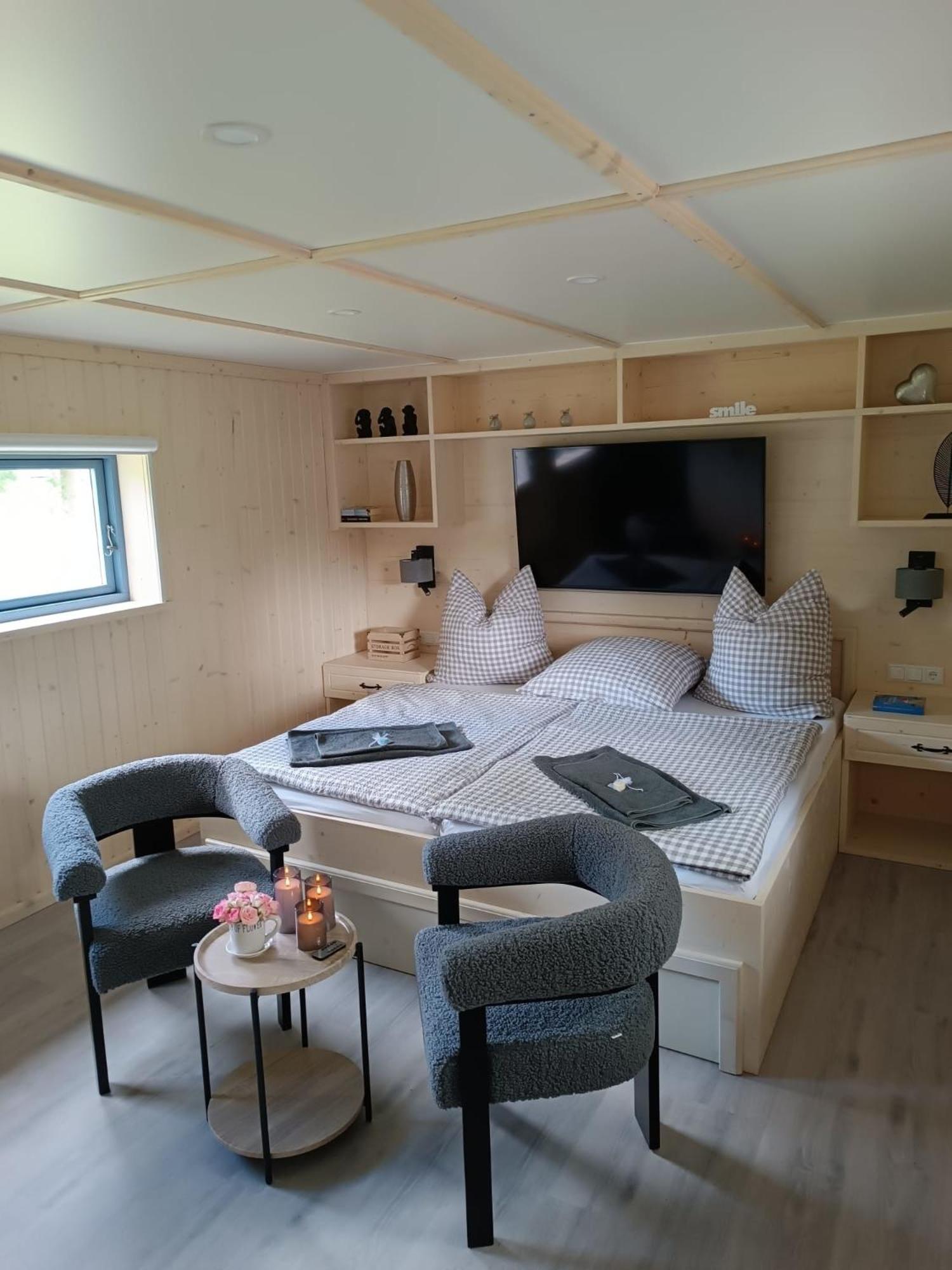 Tiny House & Alpaka-Erlebnis Im Ruhner Land - Naturidylle Pur Ziegendorf Bagian luar foto
